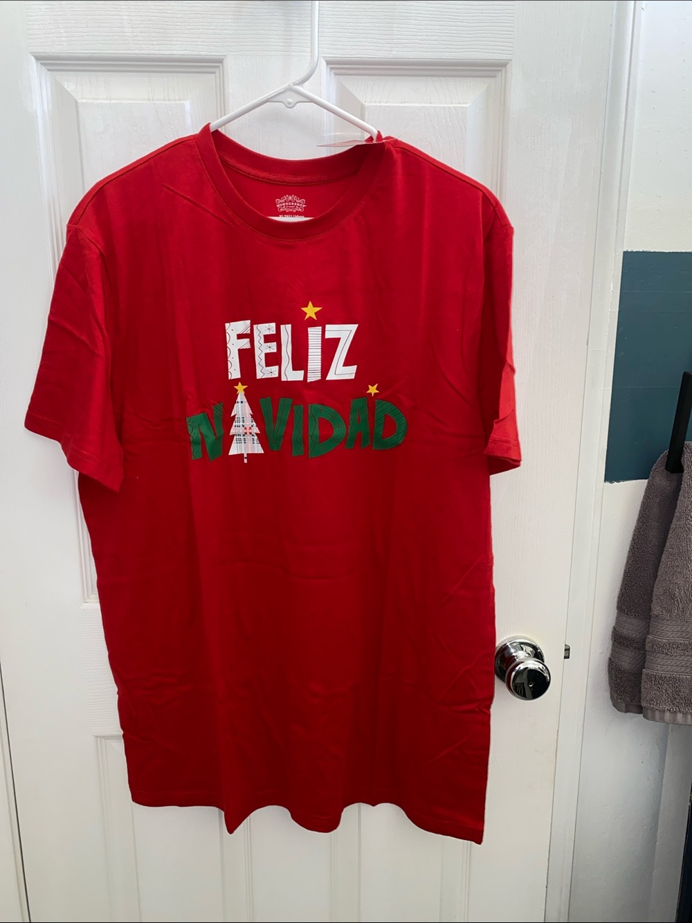 Wondershop Red Feliz Navidad Graphic Tee